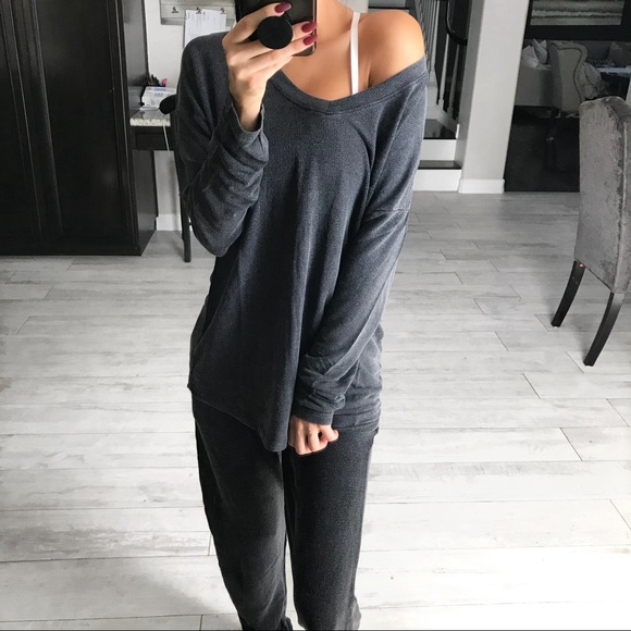 LAST//DOWNTIME Pullover - Picture 4 of 4